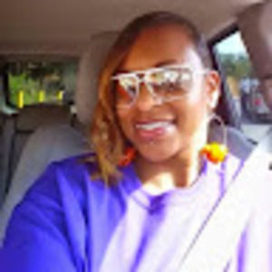 Meet your Posher, Demetria